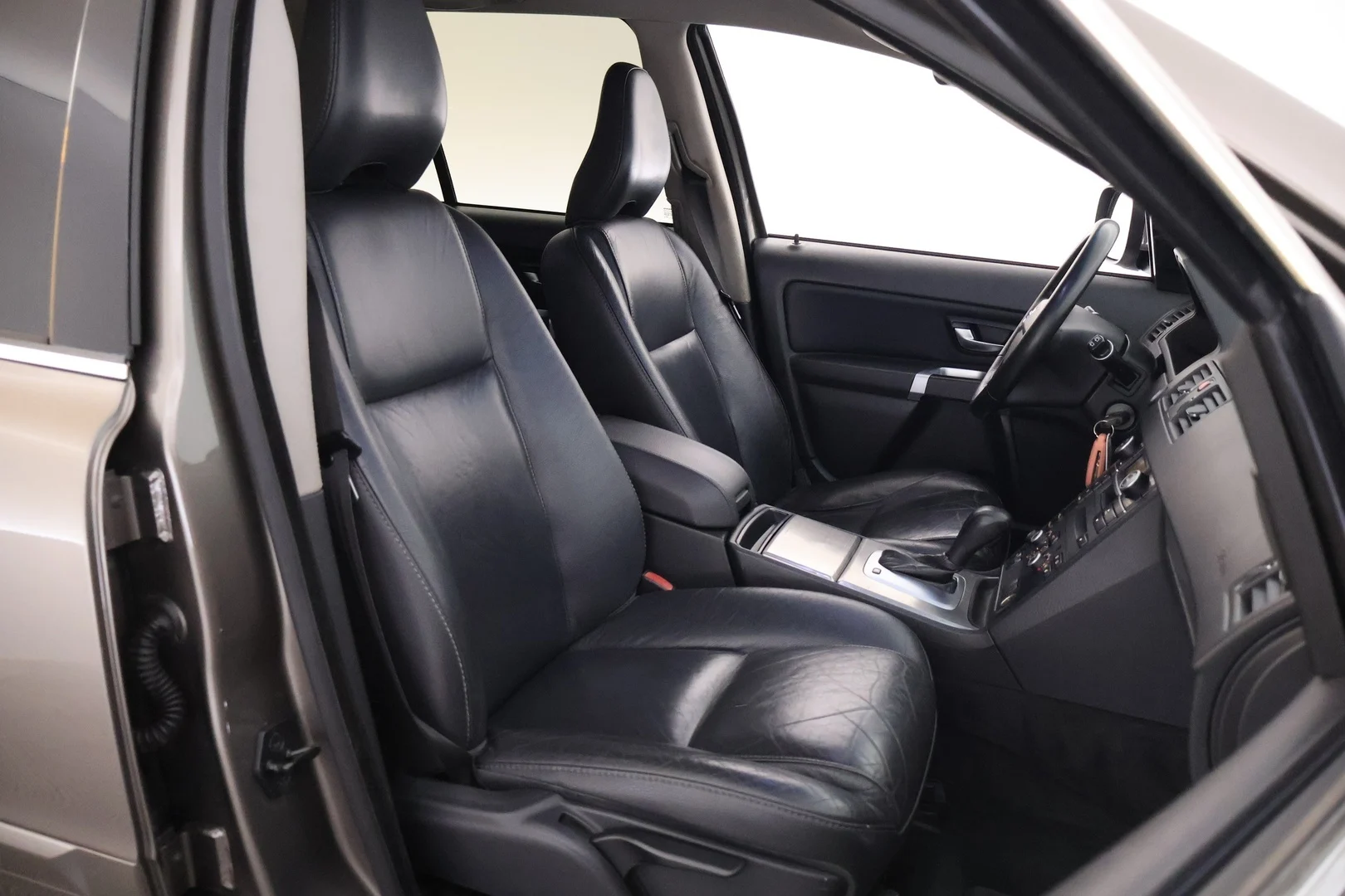 Car Image - 19VVDdLtB1f8VhdDvhHzsz