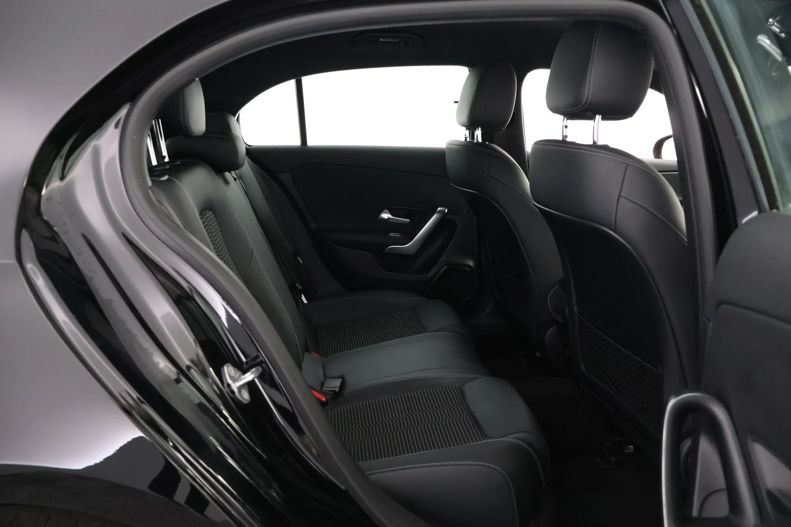 Car Image - 76dRhG1xkOKVwII6nL3oFS