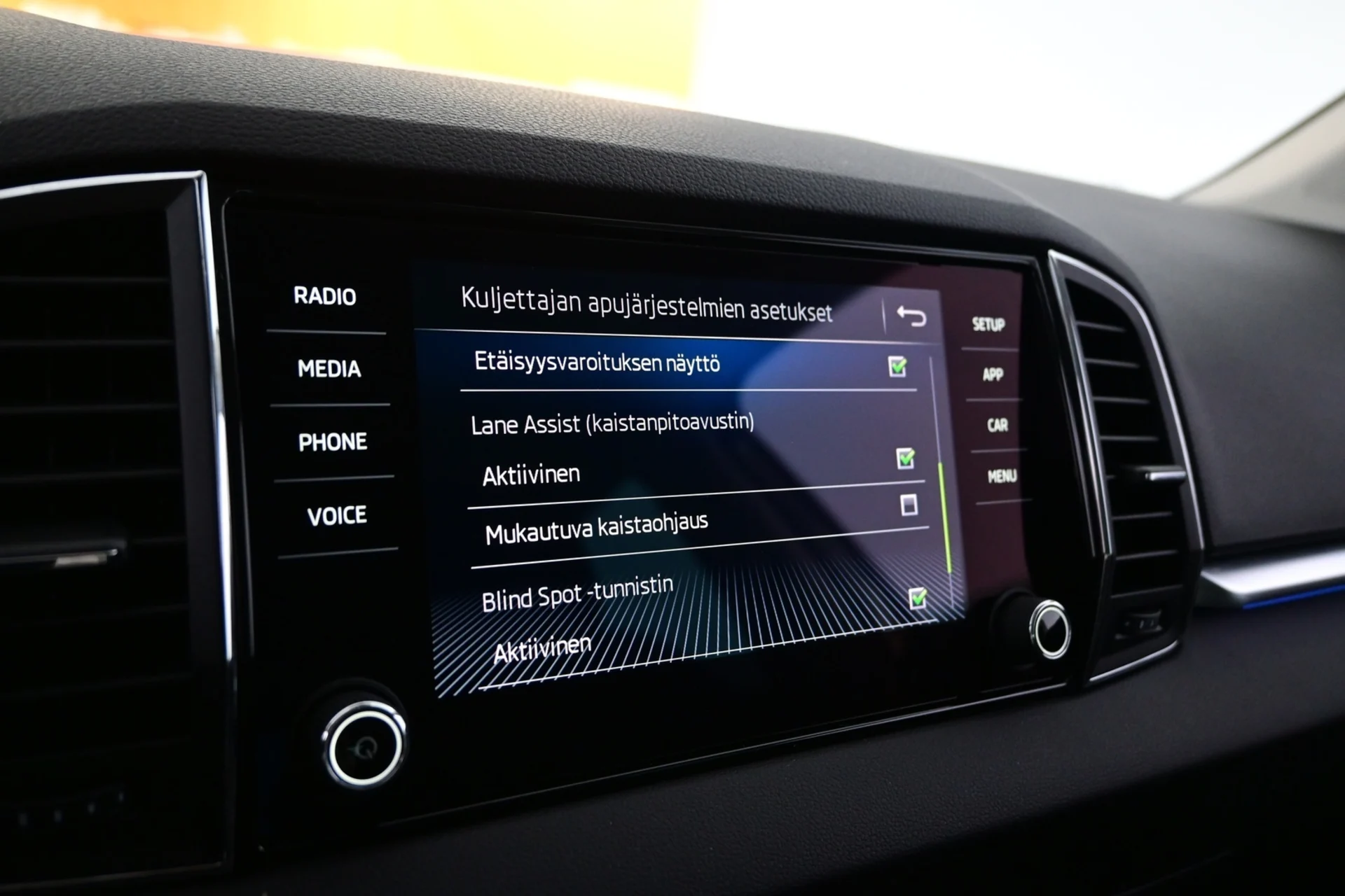 Car Image - 5aTx7fWPMoFtra4GLgO4l