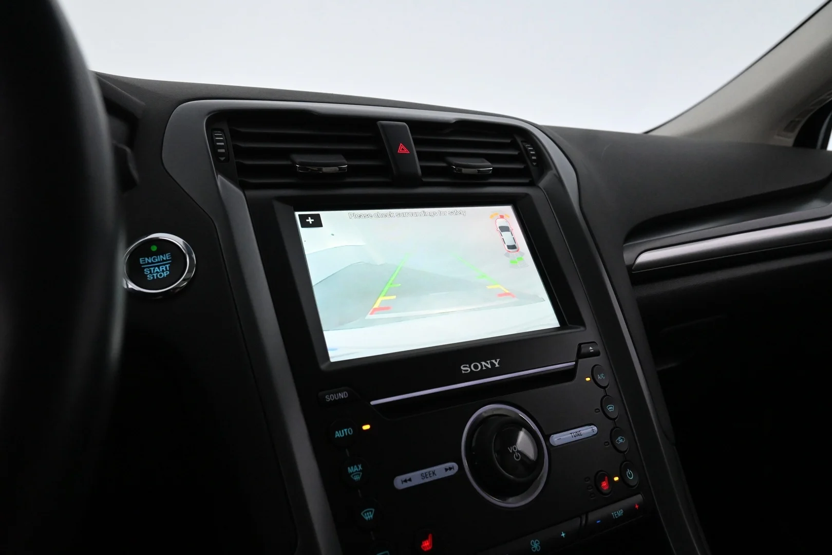 Car Image - bT3wZ27TtceL7gD34Y1rc