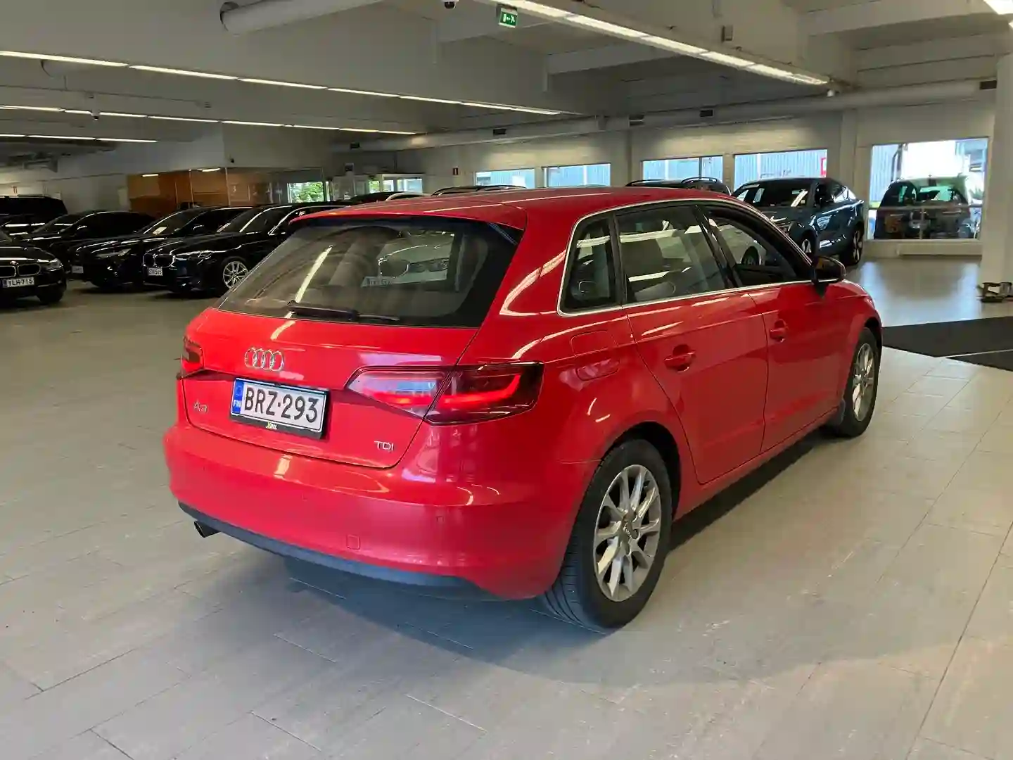 Car Image - 4evnhuysE2hLjY3RLl7IzG