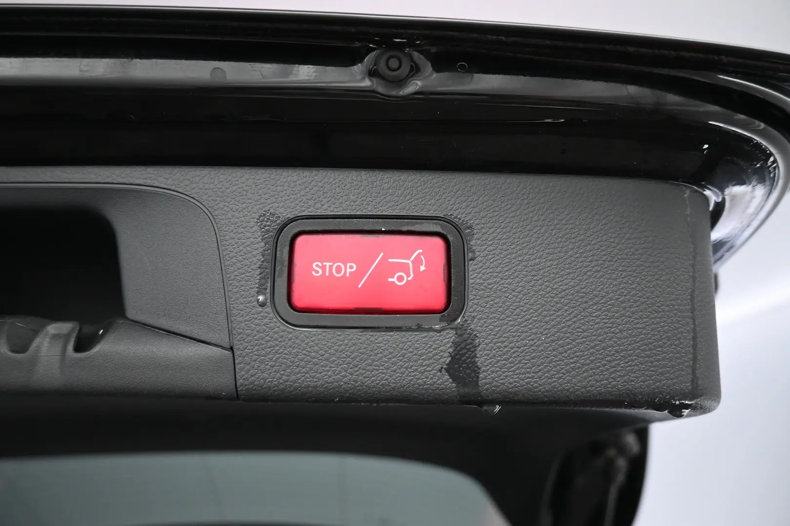 Car Image - 6dVAVa2QdXAyjtUO5Q7m2l