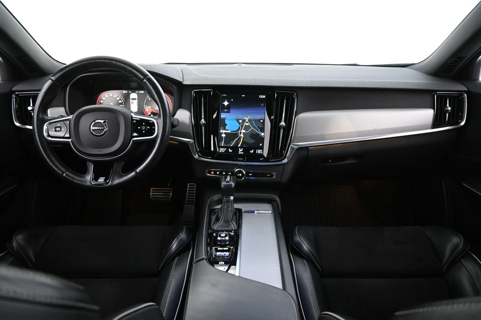 Car Image - 6JDG2OobwgcSF1GQ64wXTq