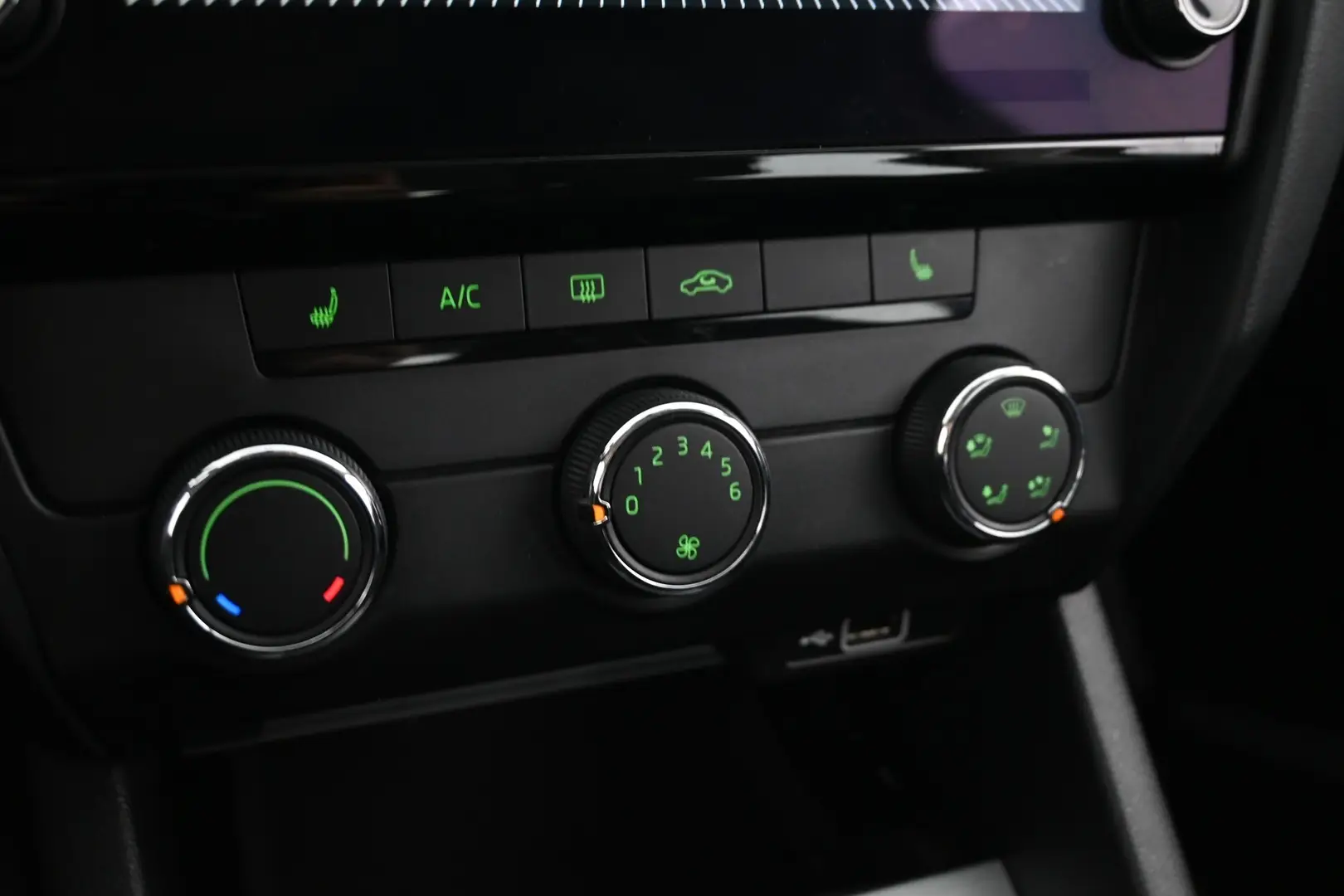 Car Image - 4qdfZVyQGR3c5NWRQheNto