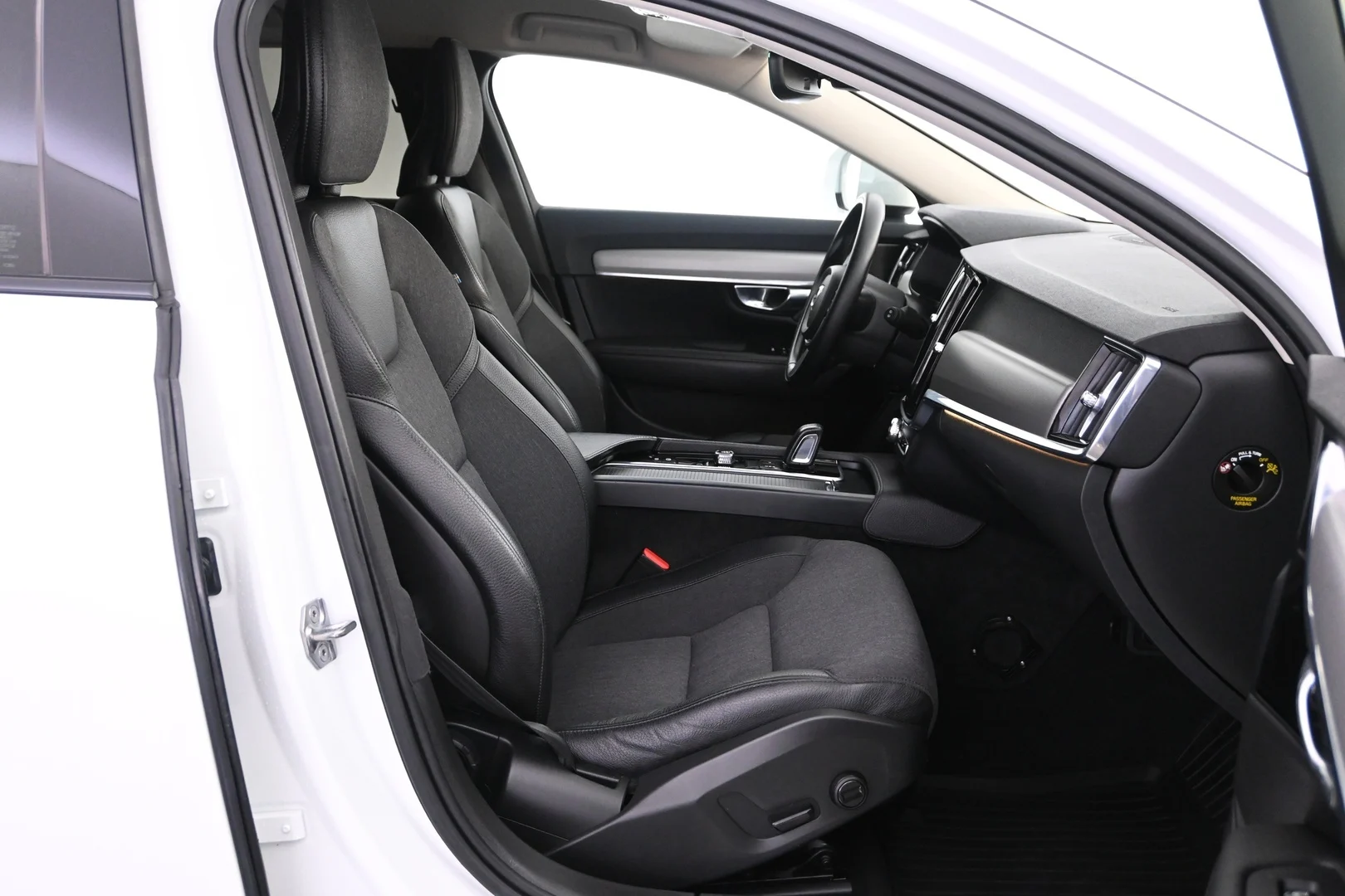 Car Image - 3Qxe9gj0TGsVQkqewX8rca