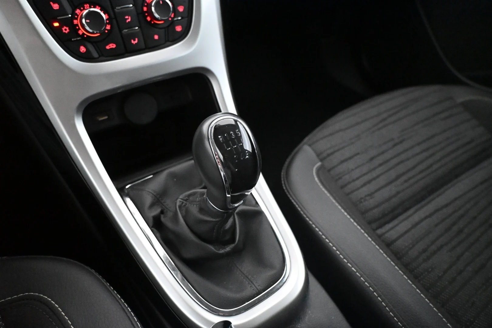 Car Image - 6aBAgfjgCwPUdMTOdpCrQP