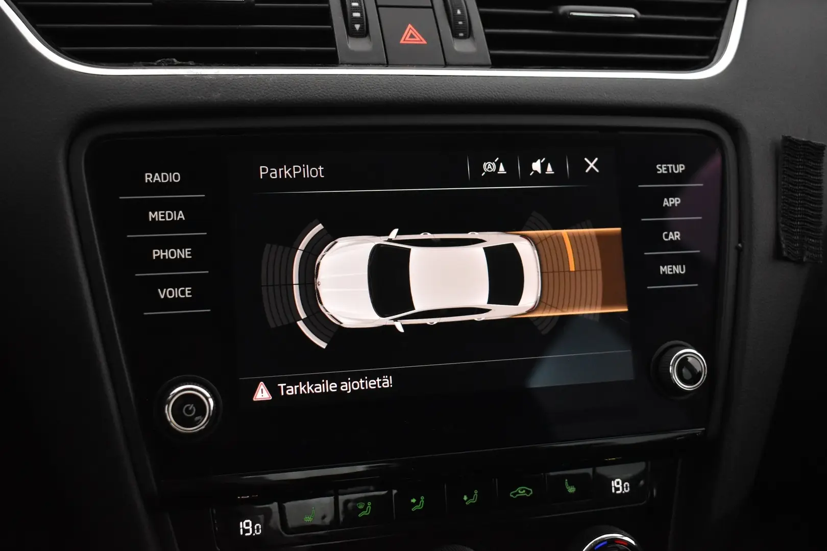 Car Image - 2kxQZzxosUd0VRSseNQTWF