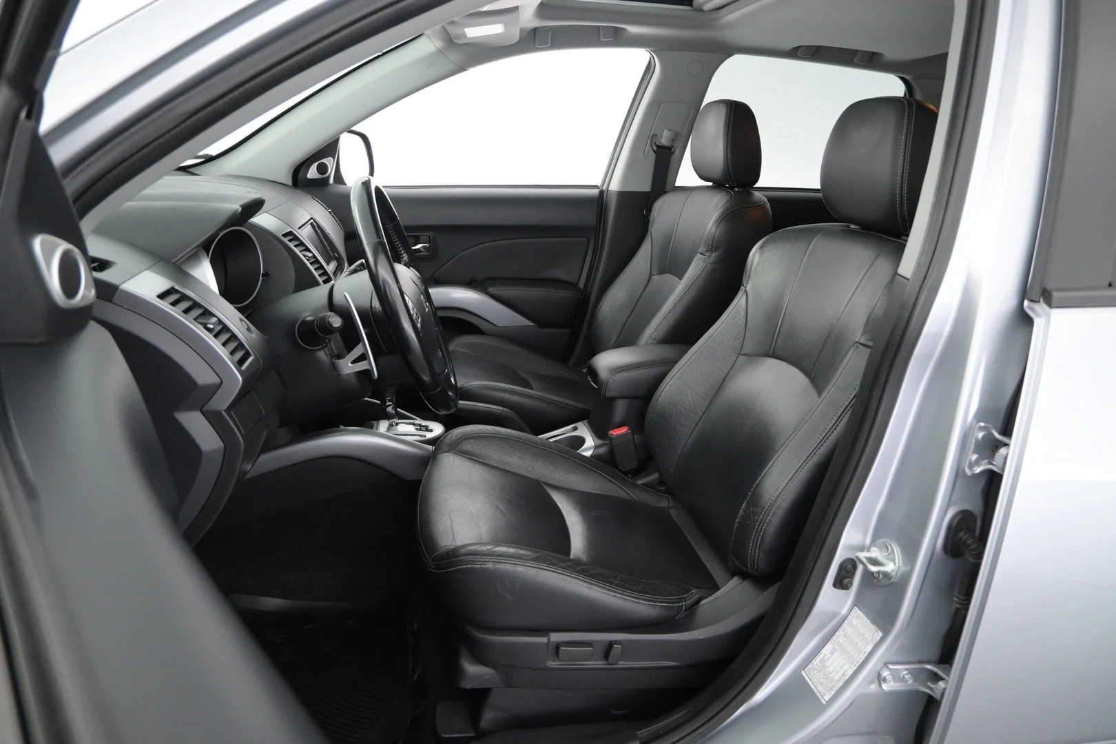 Car Image - 5b9oX0ORRZJziqx1yZTtcB