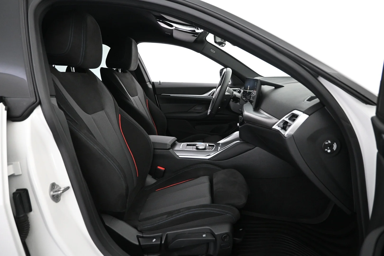Car Image - 1h4UfucTo9xiS3t8bLDya6