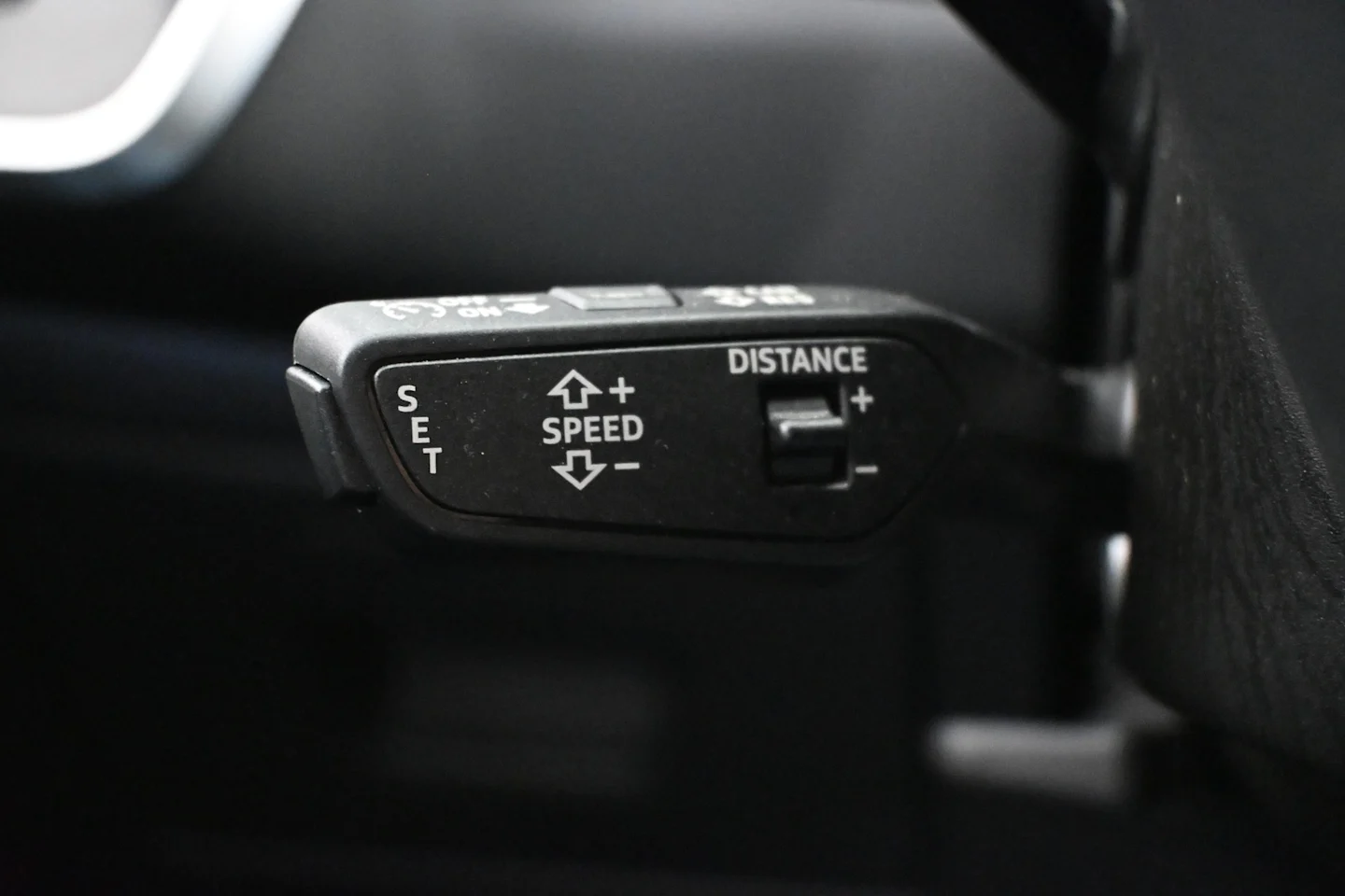 Car Image - 750CIXHG2GYmpwCrsSjVPT