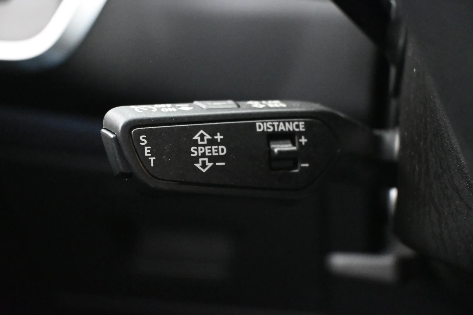 Car Image - 750CIXHG2GYmpwCrsSjVPT