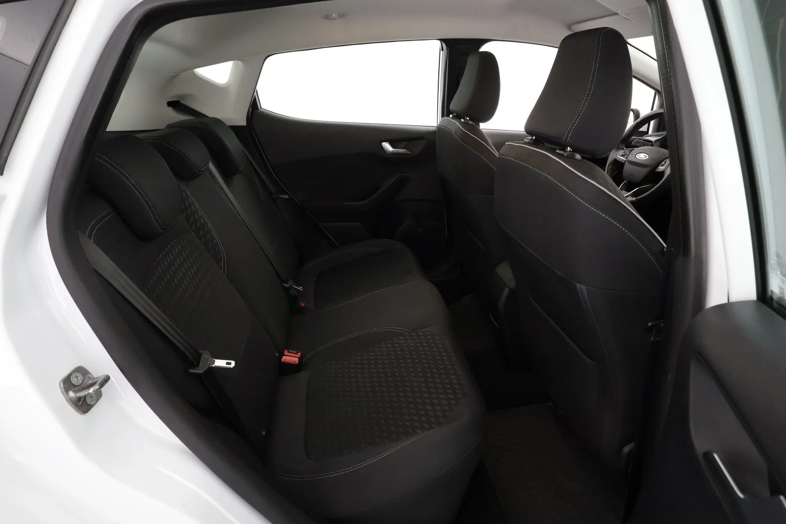 Car Image - 6OKWfZLM0VJZps1bC1iran