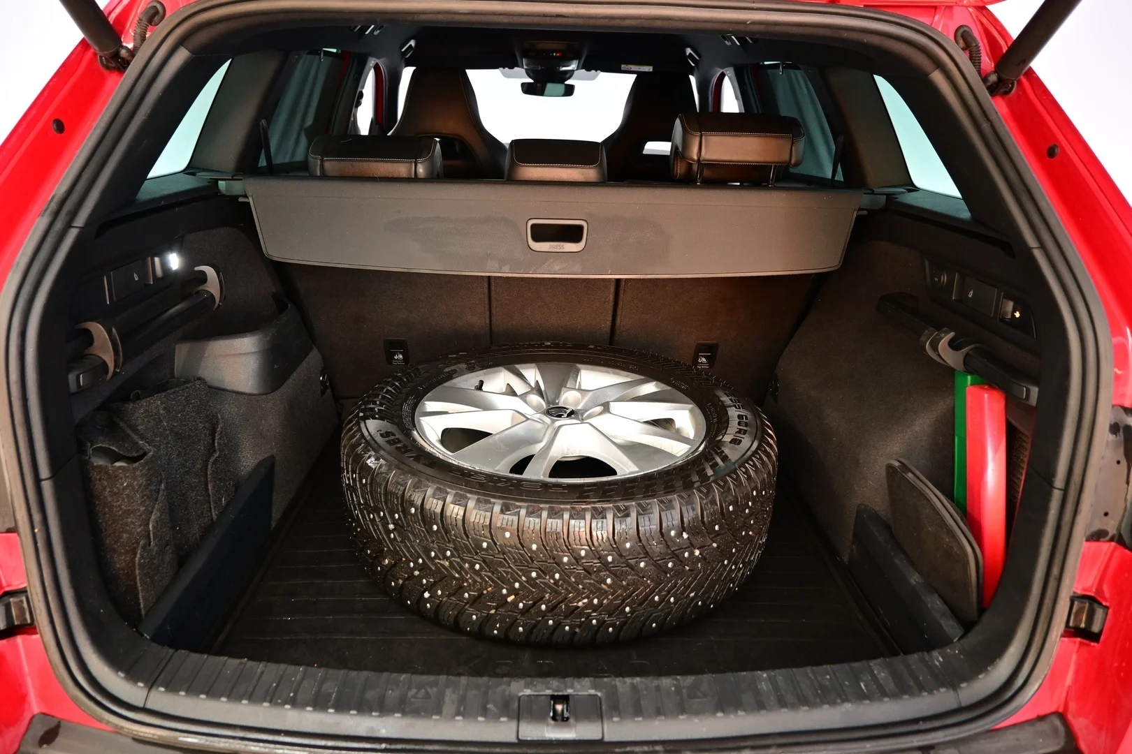 Car Image - 6La1hJ2Vvf76YdgMTy2kmv