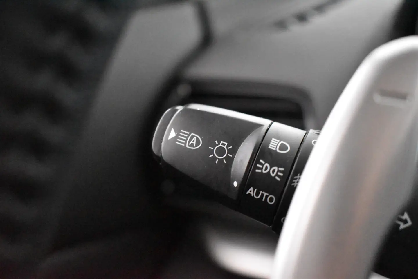 Car Image - 2KKiwu0MICEBnRjFxwdfRs