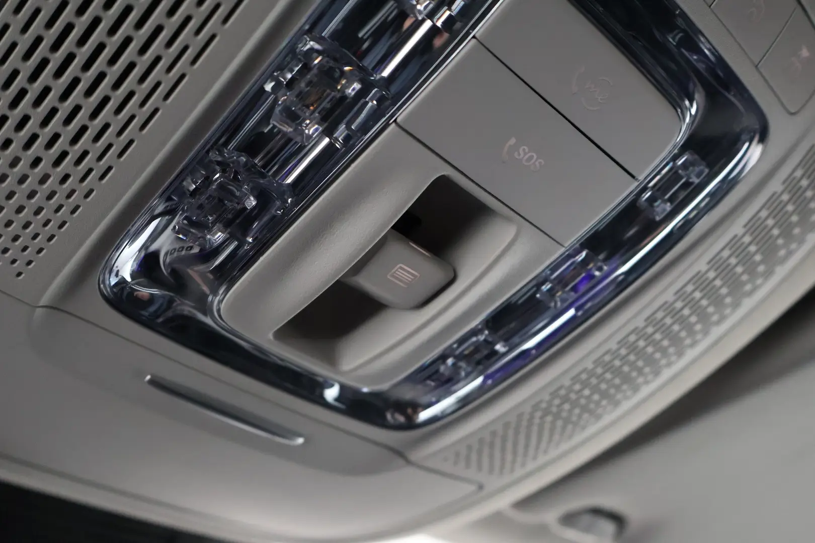 Car Image - 5vou8D39ZXgGYyjHpMGbuX
