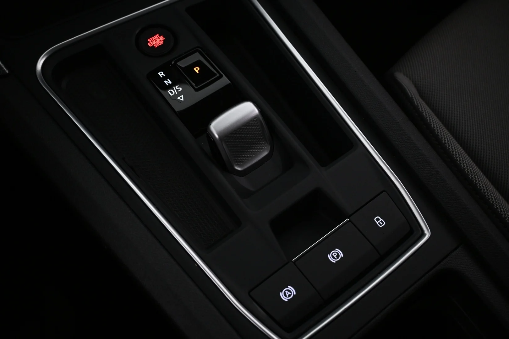 Car Image - 1XHDNU255fcdX2npsXkR5o