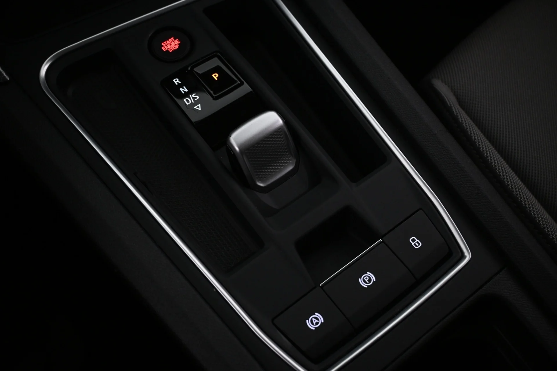 Car Image - 1XHDNU255fcdX2npsXkR5o