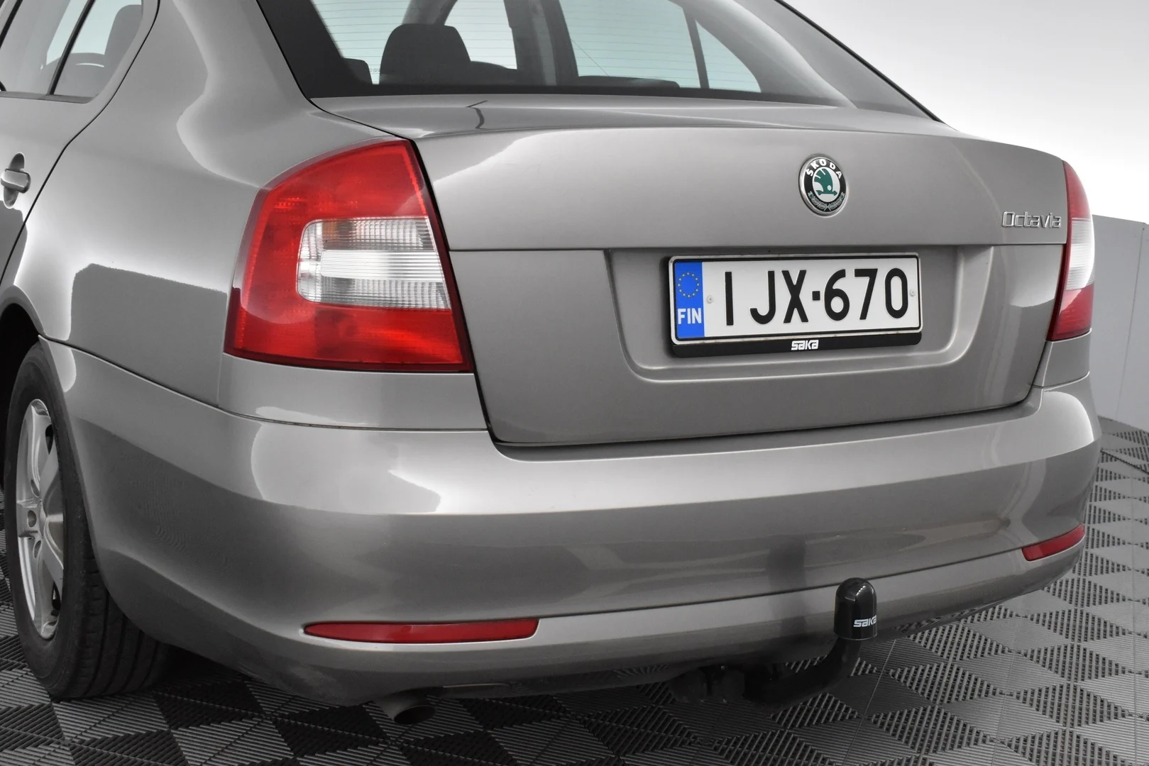 Car Image - 3fK1o6EmN59QyoxW0ZczVF