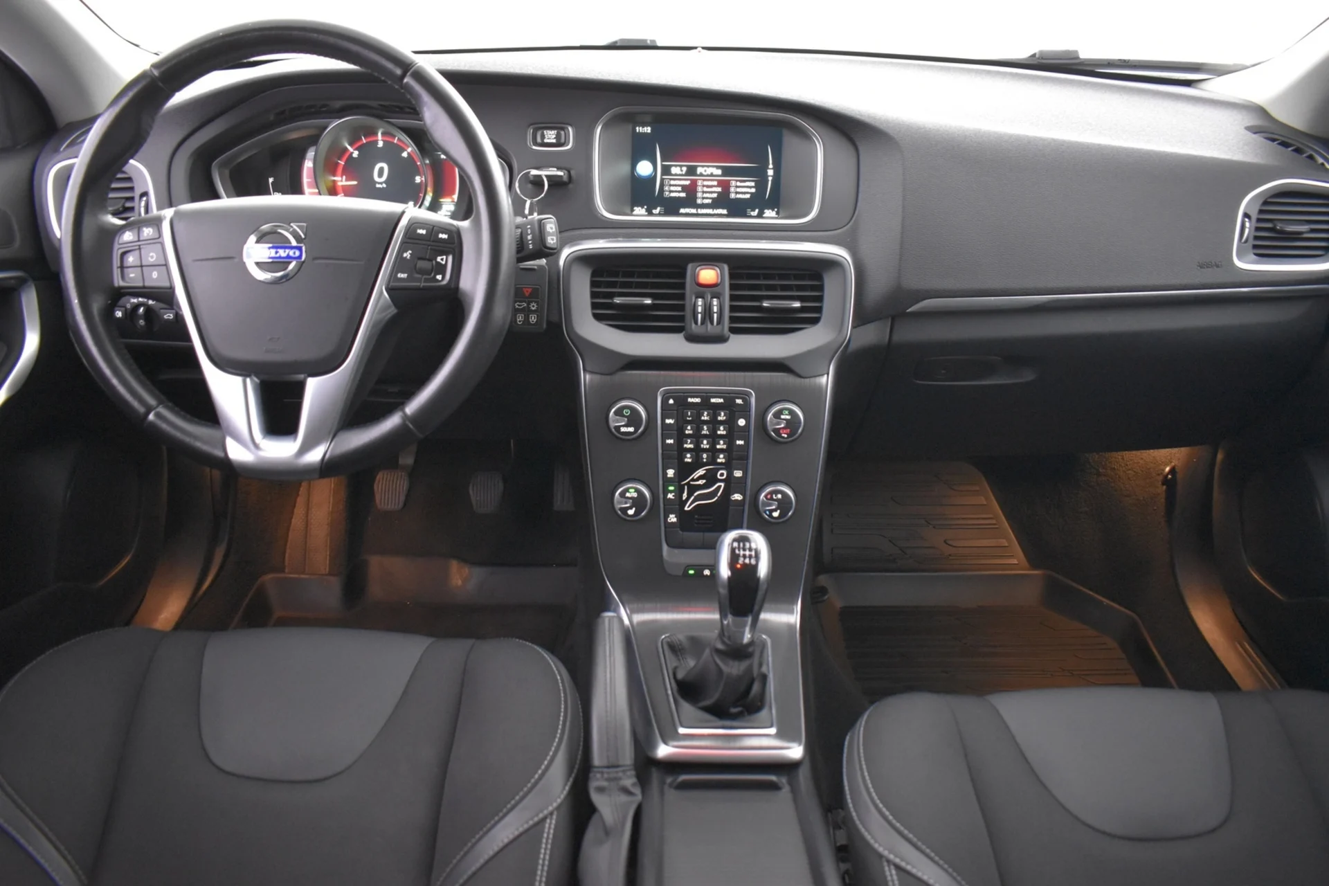 Car Image - 3J7U3p139Wz7vjshC6Ljf6