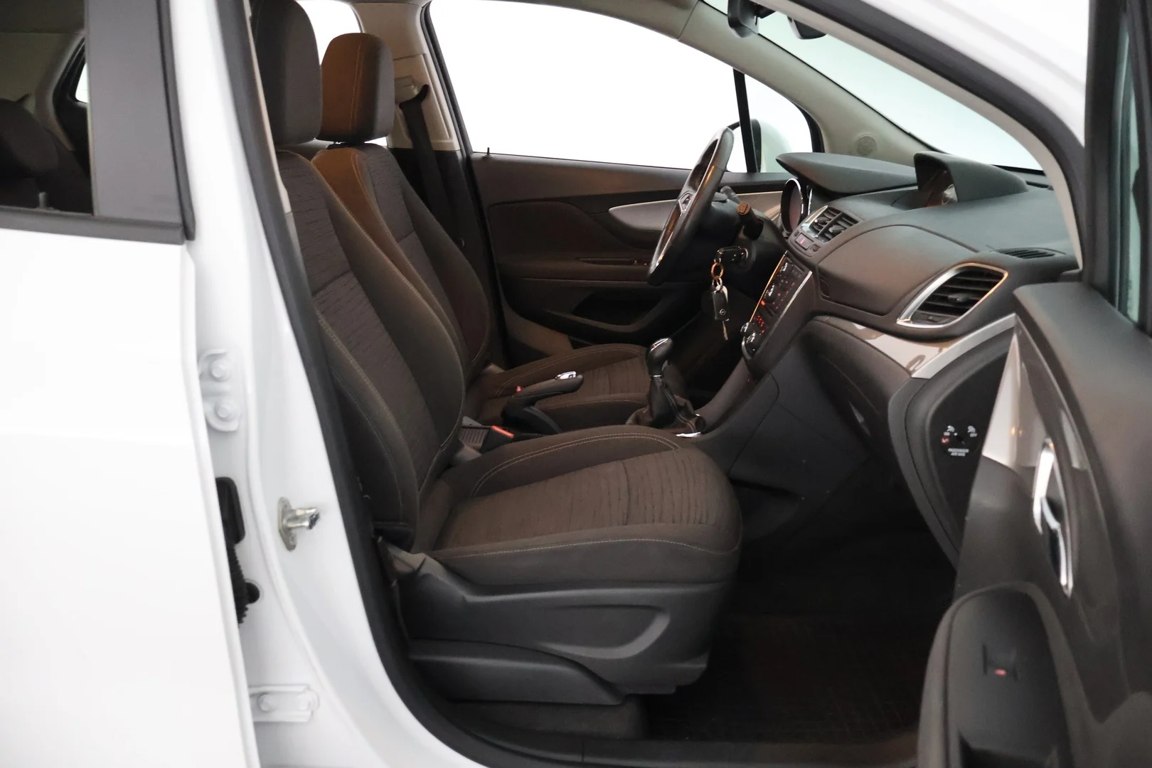 Car Image - 1JNPwBVUdYV5RX6QGjaQNM