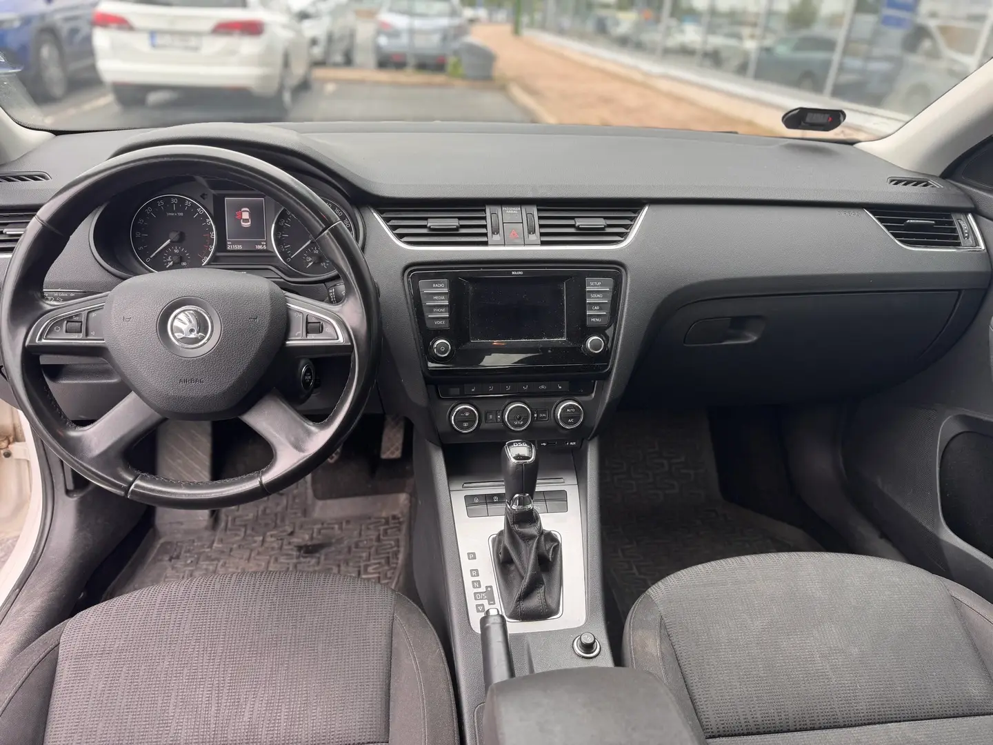 Car Image - 1JautdP9QqhY9rGlziC8iZ