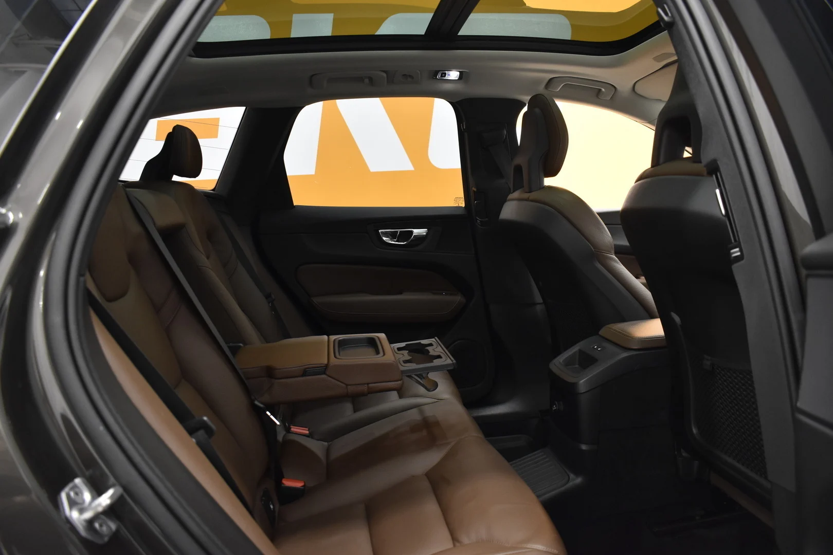 Car Image - 7plQebBNISFsQaoMpR5dNl