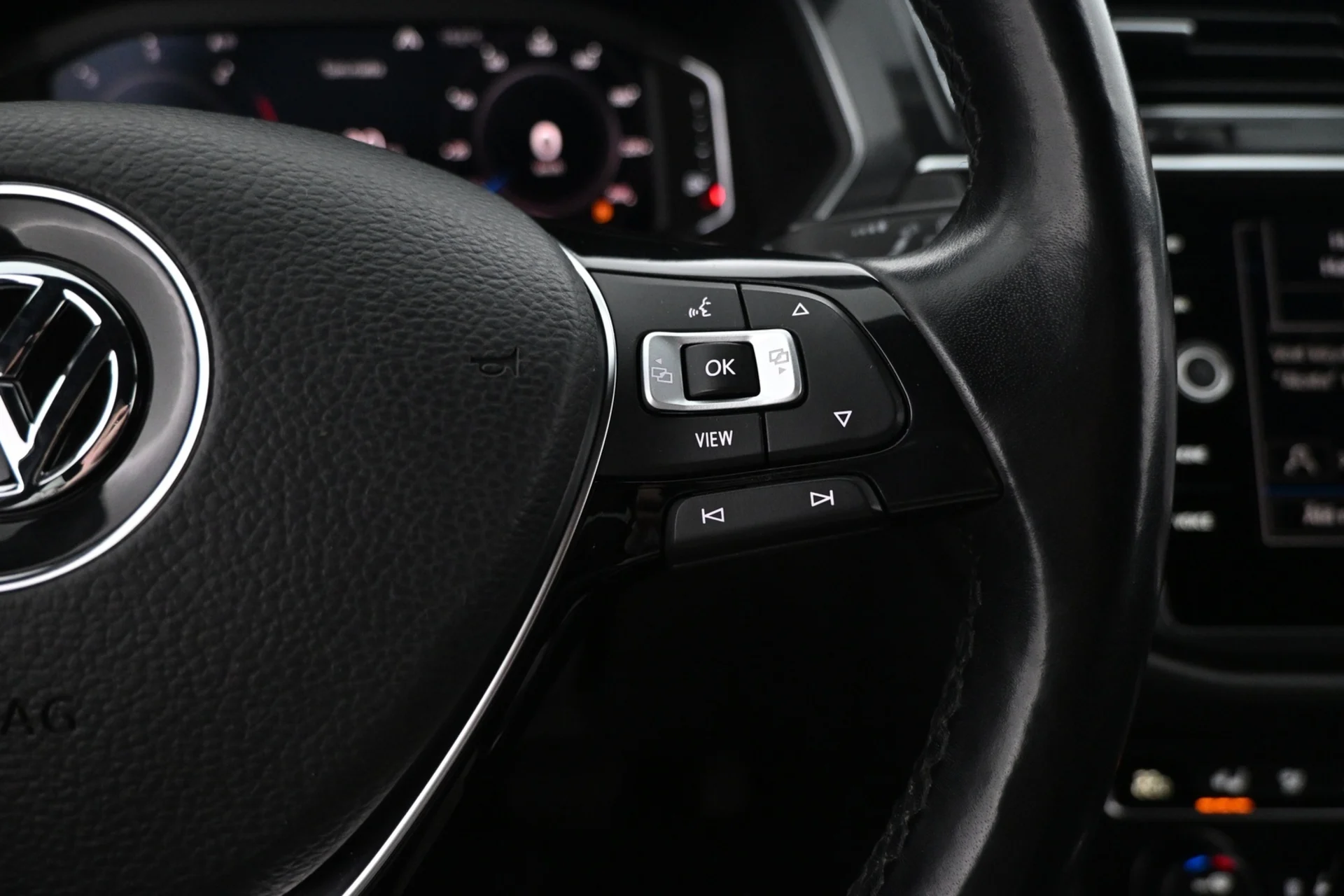 Car Image - 2rKD59vqn5oxNXq1qvcZZr