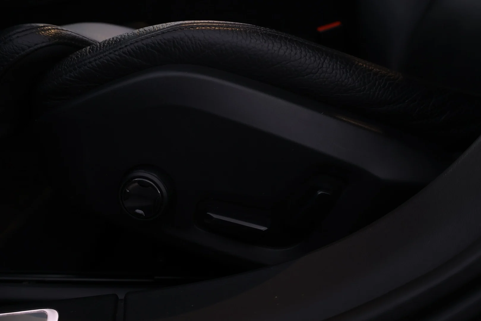 Car Image - 5JHognoPycRy1XNycg9pQQ