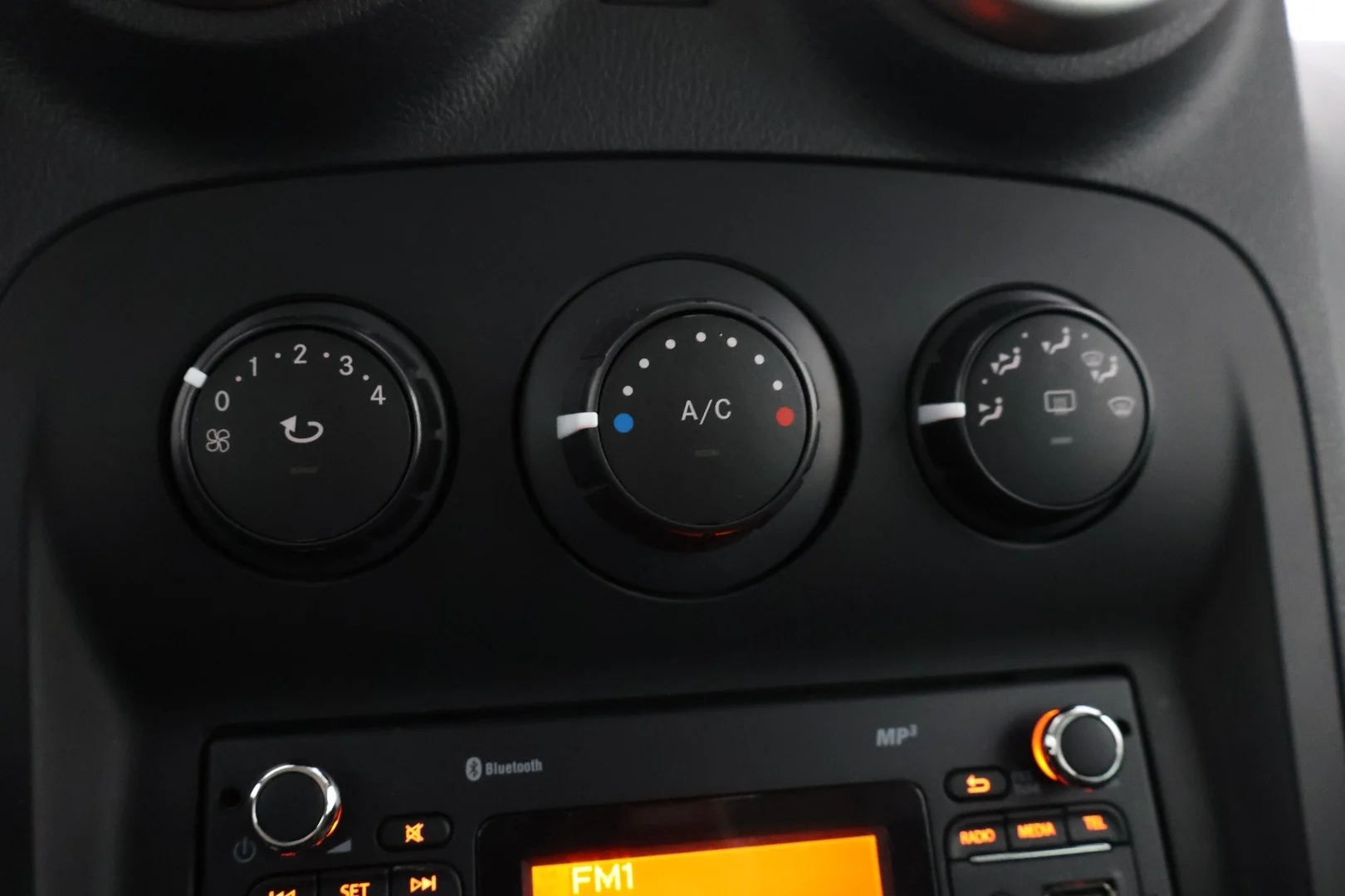 Car Image - 2wEZEtXPial5JN3ULVSY5H