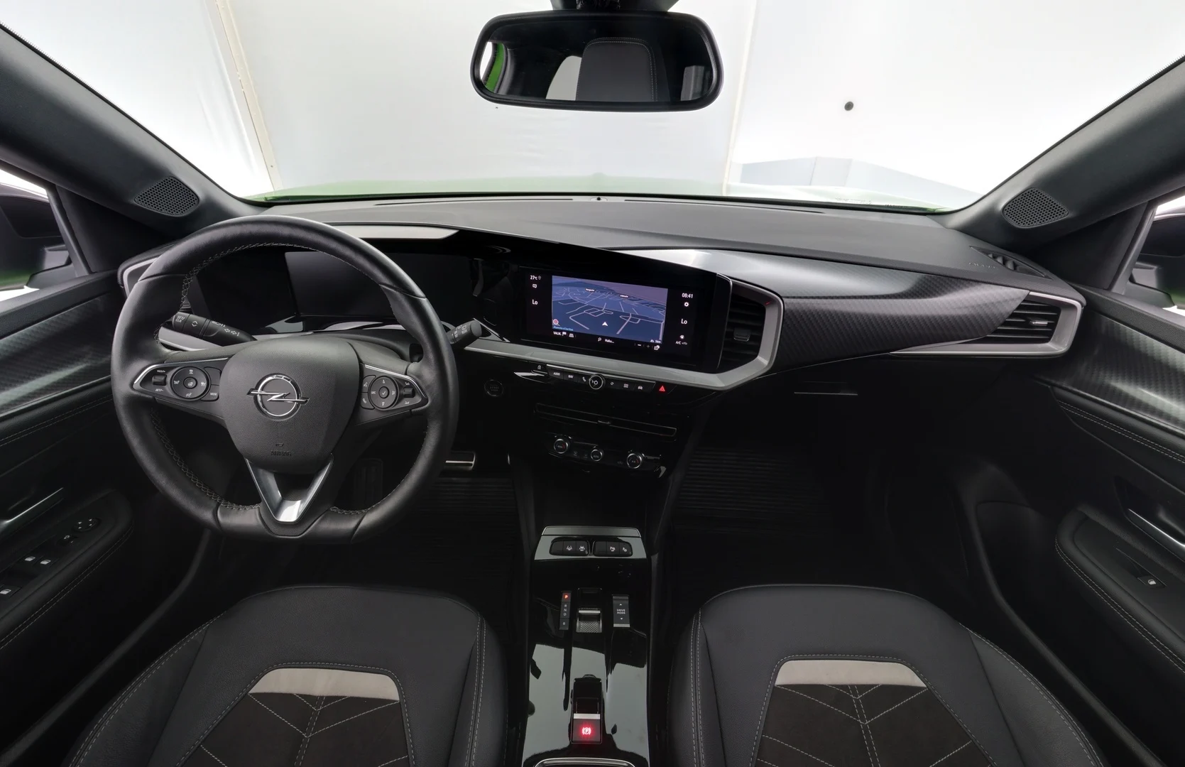 Car Image - MQAMostBLpmD1yynrSyfX