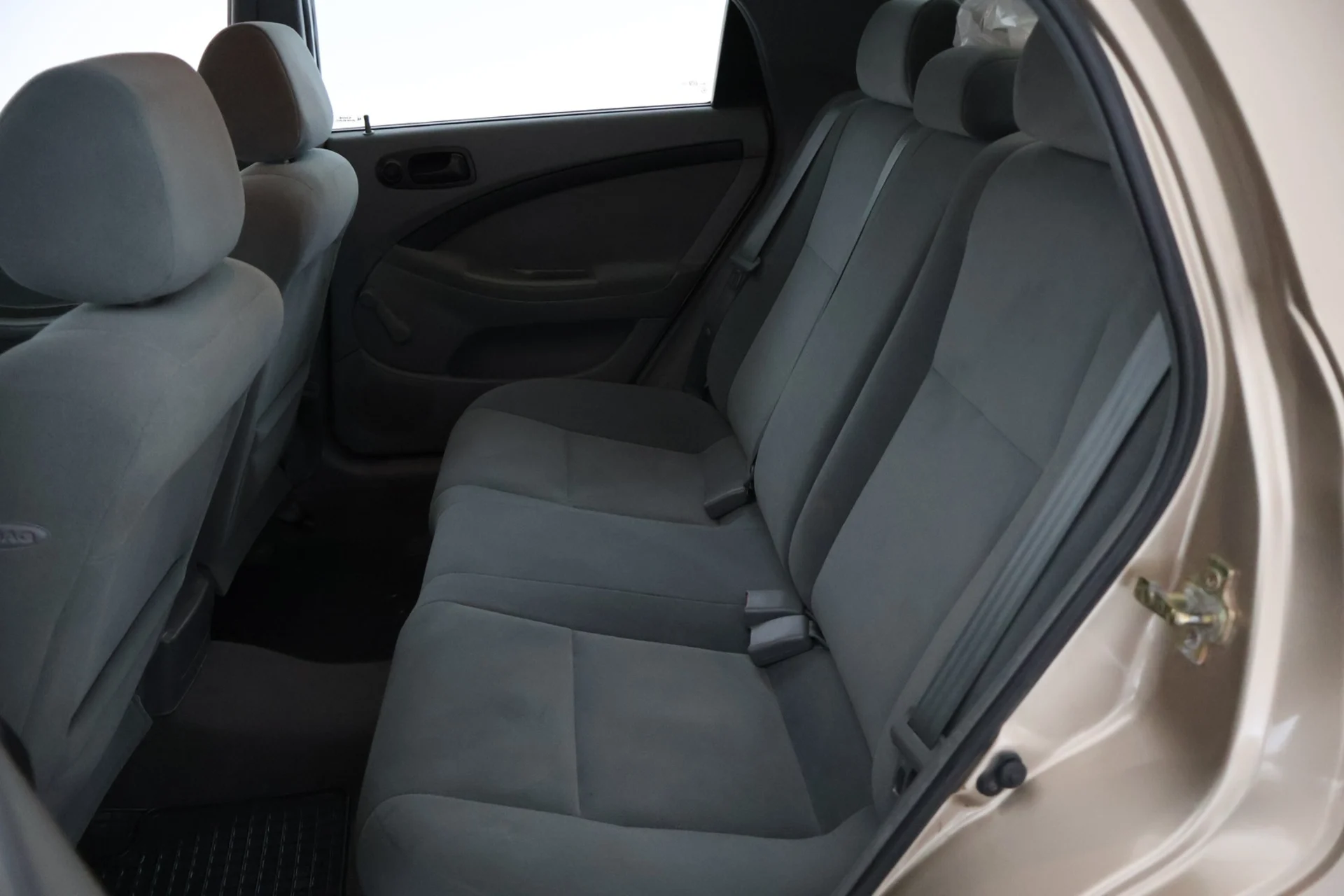 Car Image - 4uulUk7IpmNyIDGHq5MQR2