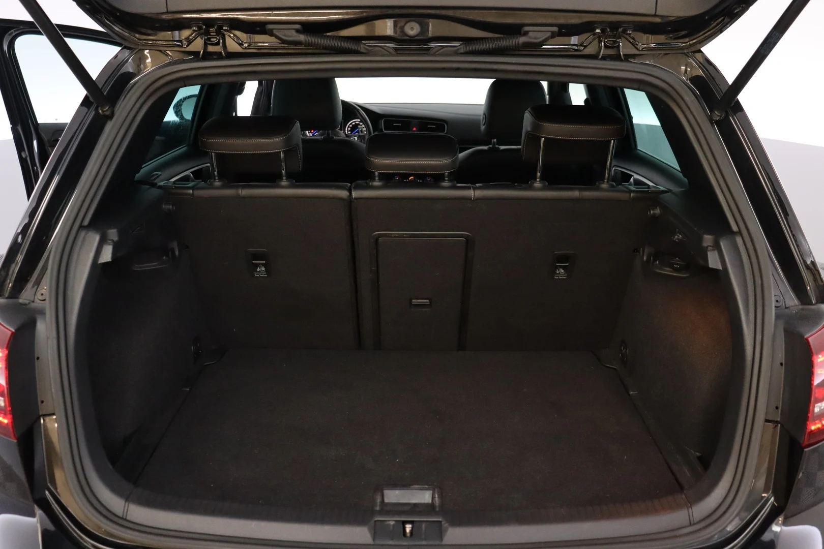 Car Image - 7rO2EUPQ96cofTIb2d6TEb
