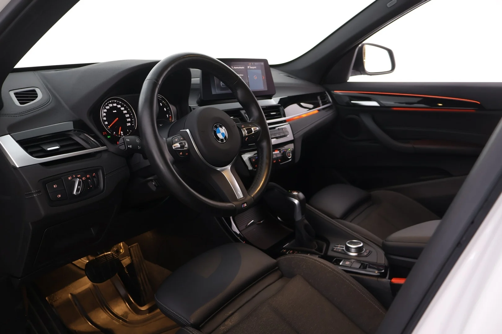 Car Image - 1UIbQaE4dLq00DDZ85Uvum