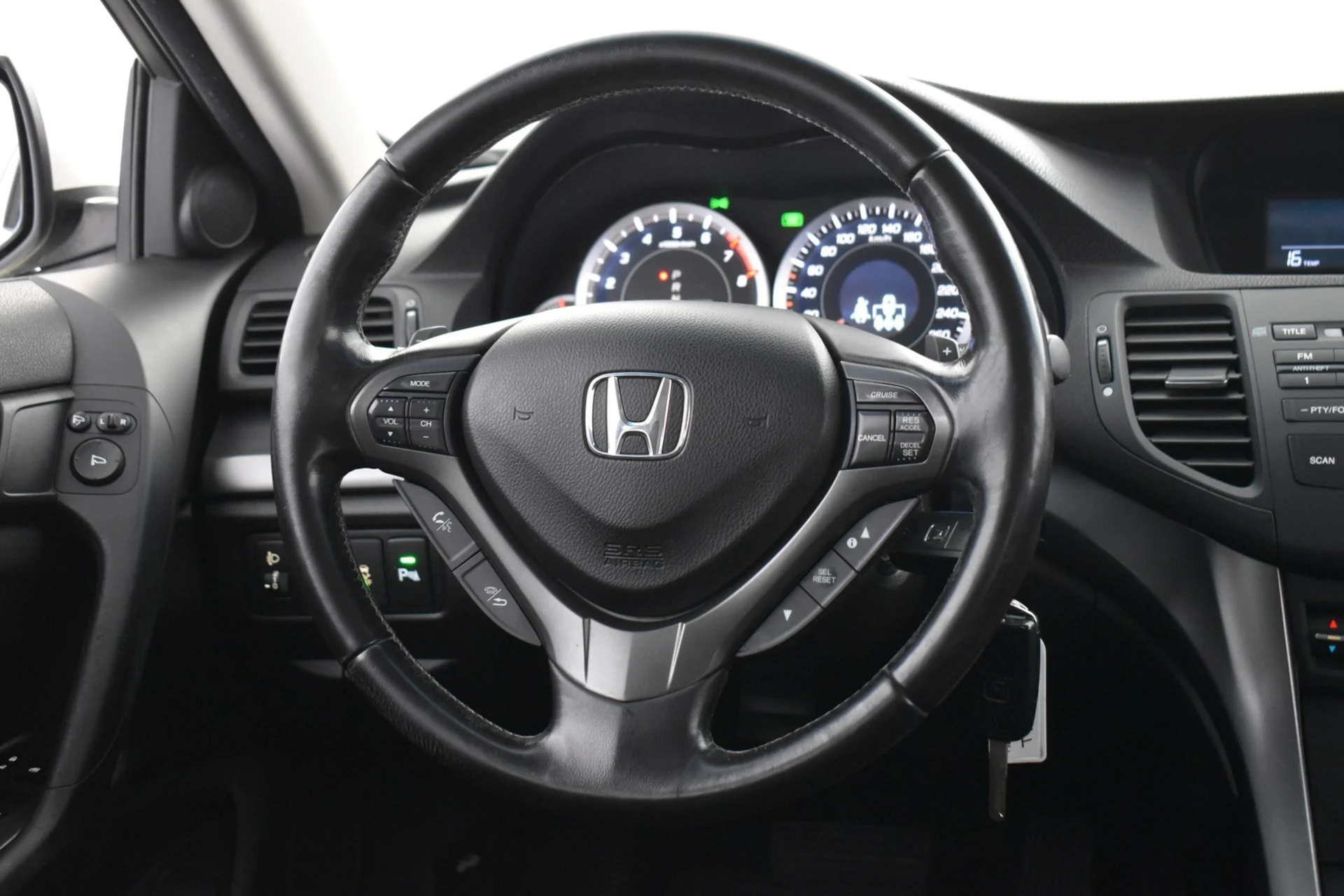 Car Image - 3OUoGy3ACOEDDFIl2GcpSp