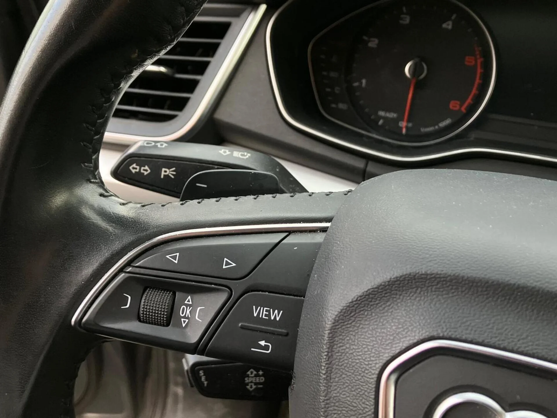 Car Image - 1L4RjcvHEEr8tTPhuH0wyg