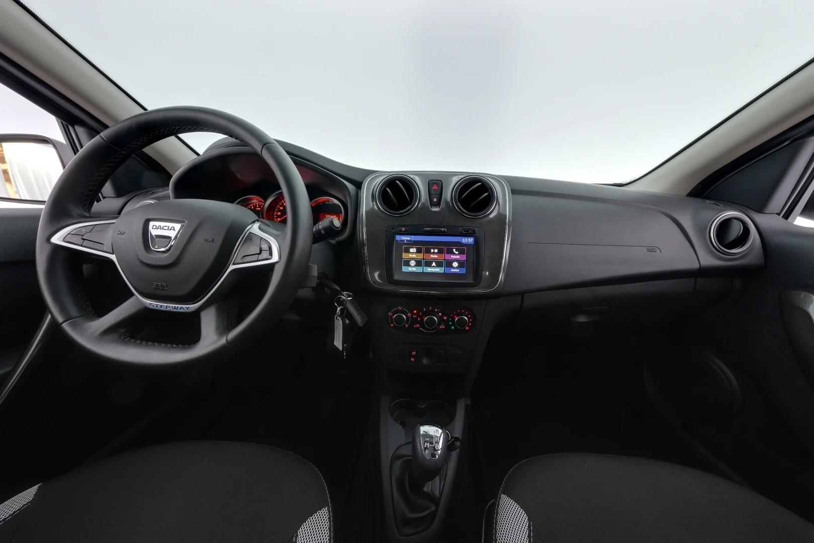 Car Image - 29OBvRnkq38cePweFry3Zx