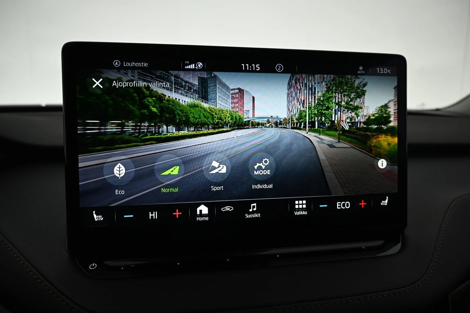 Car Image - 68rLukir25PA4ybhWfRV85