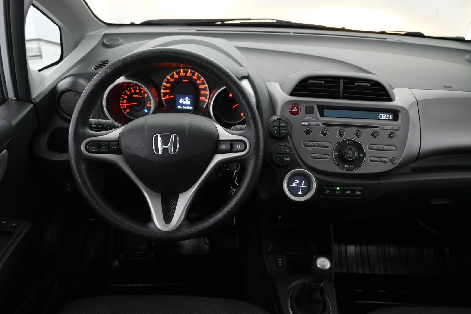 Car Image - 2UK5ySf0BgOie1TT31vgd0