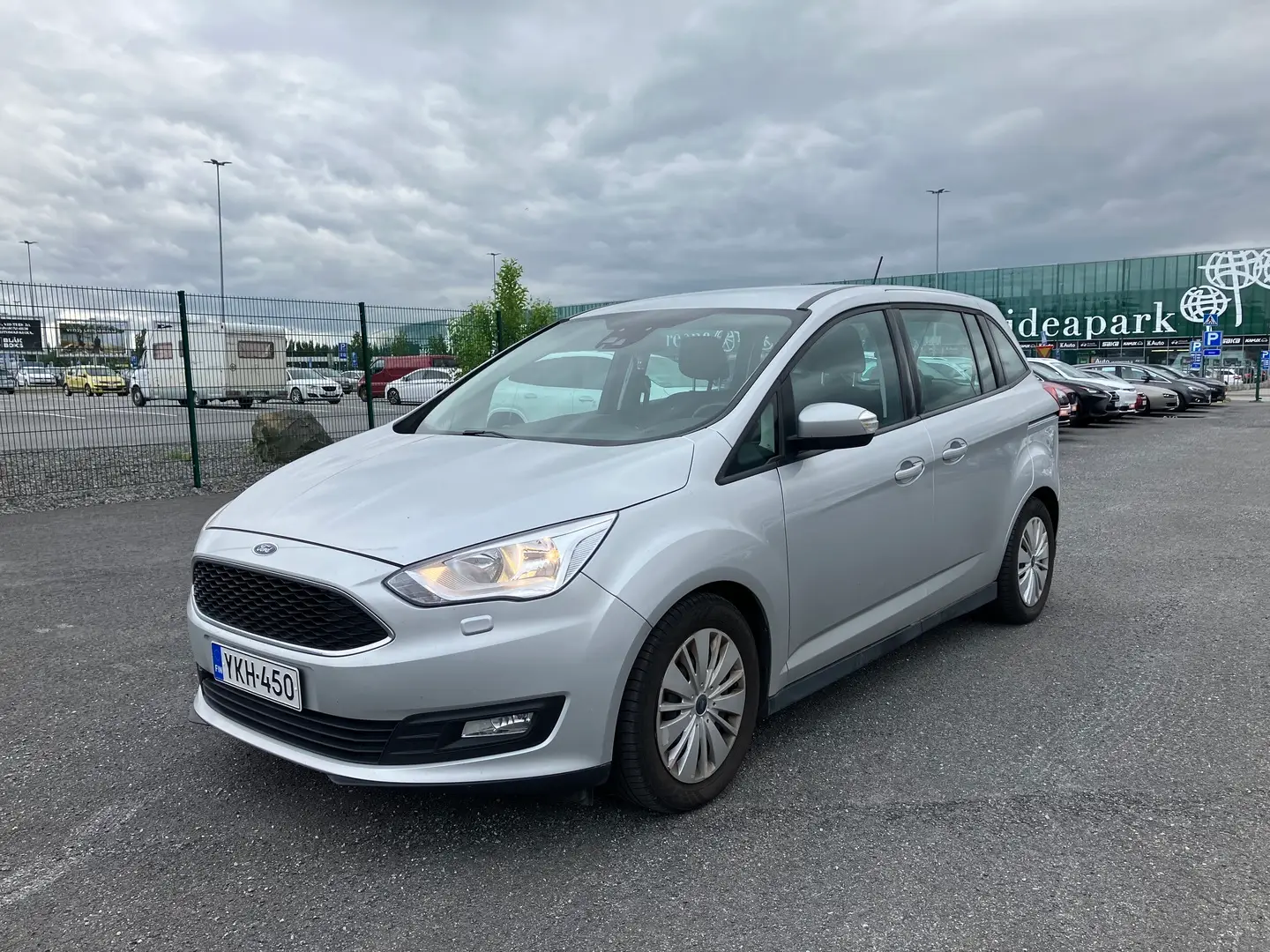 Car Image - 1LNBHjIcEvbBv3n73mC2vY
