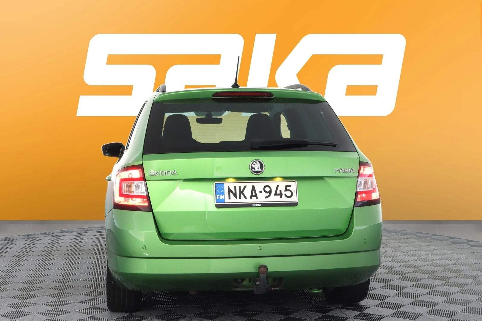 Car Image - 6lhMznVs6TXX85L2XpKu4Q