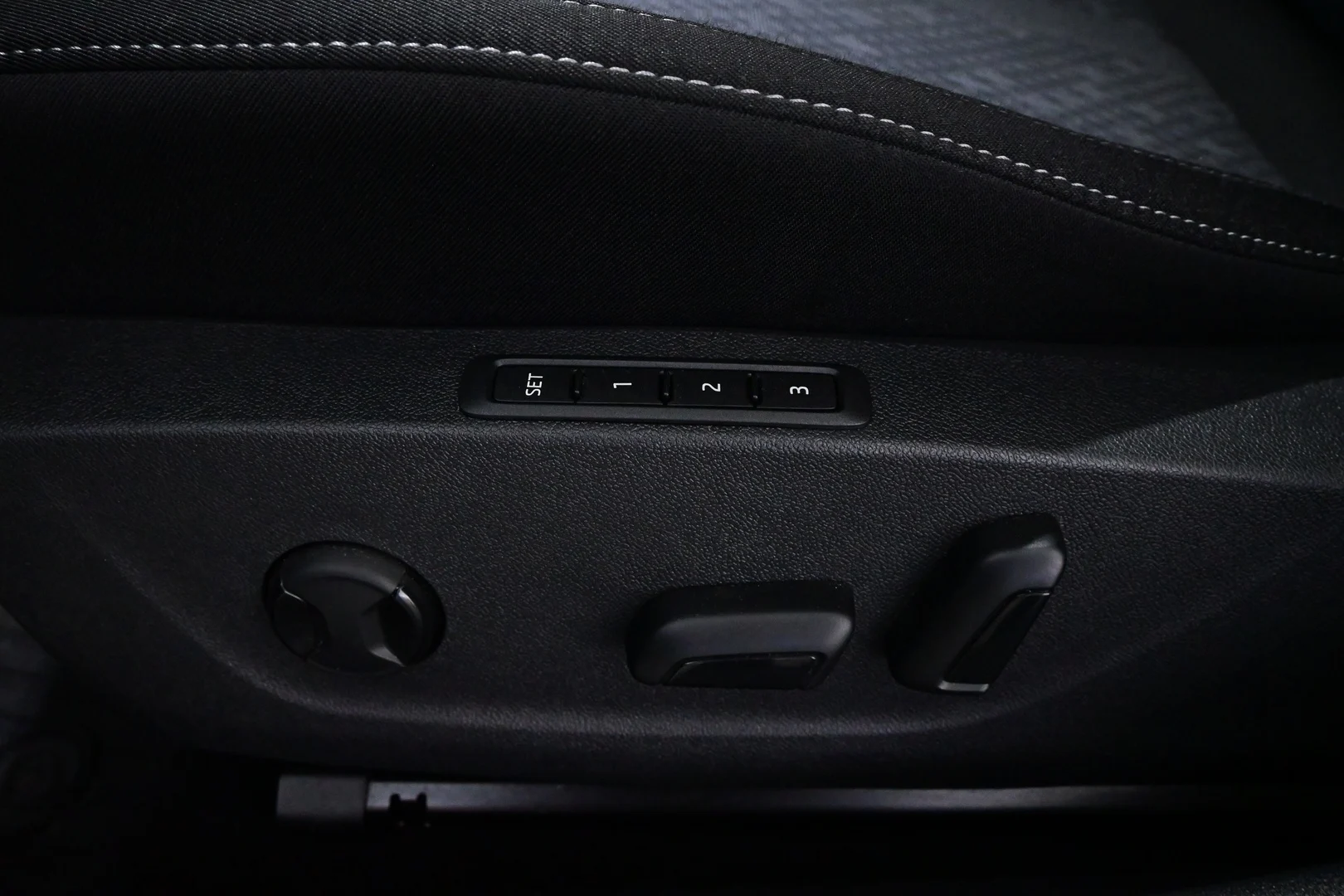 Car Image - 24ebS24uef5geMkQm4CugS