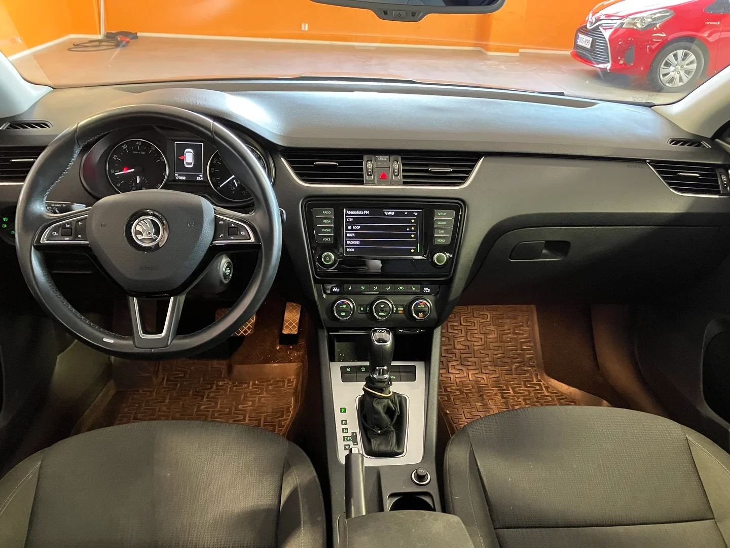 Car Image - 6Zwv4Bhb5HFgwTf6CiTcax