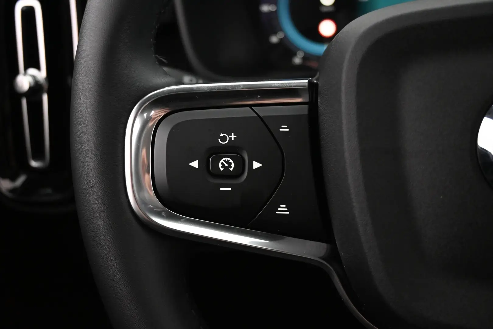Car Image - 7bbmVcsAXYnaMfH9sCVwgH