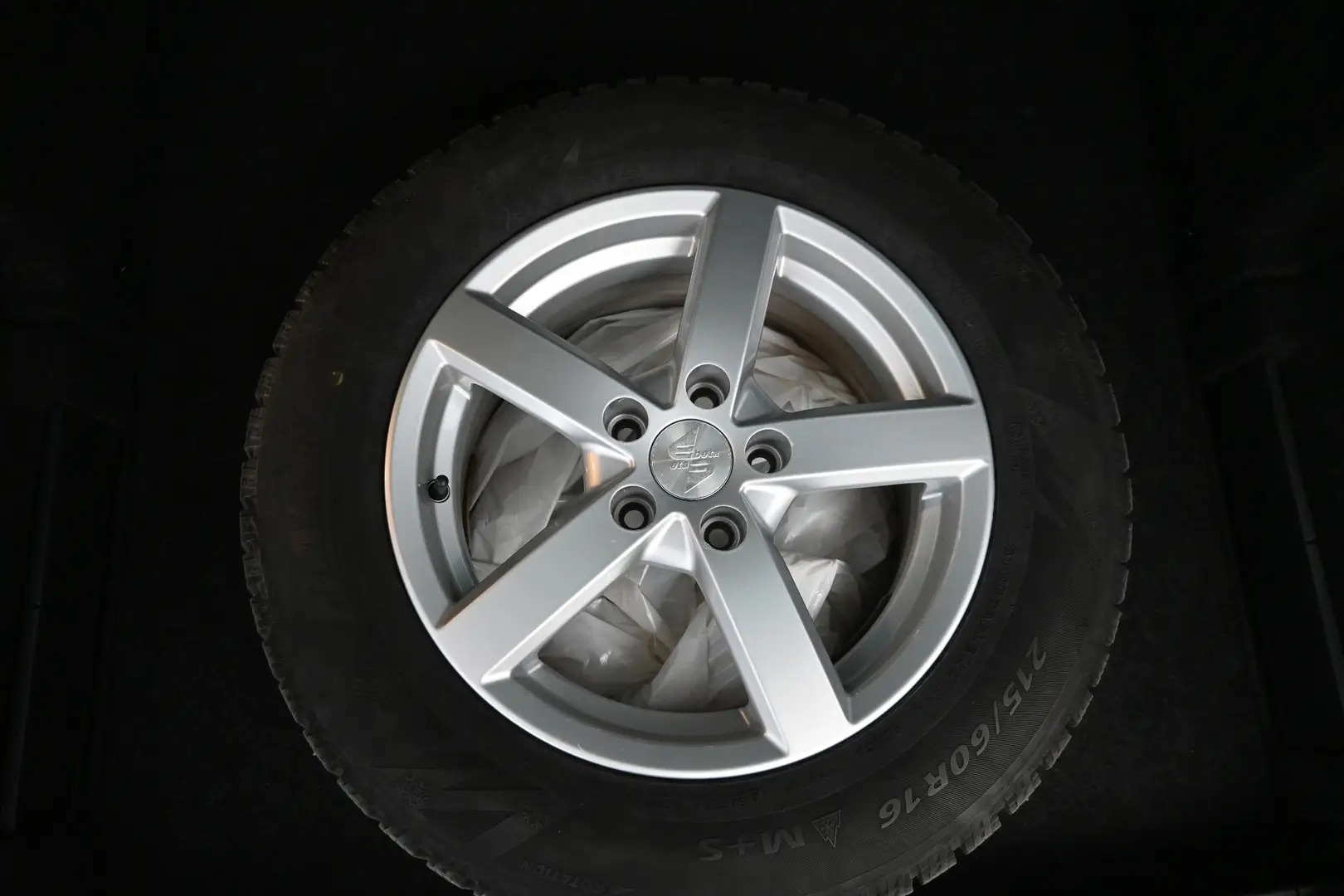 Car Image - 4pcGifHvjQoyo8zvudFfIZ