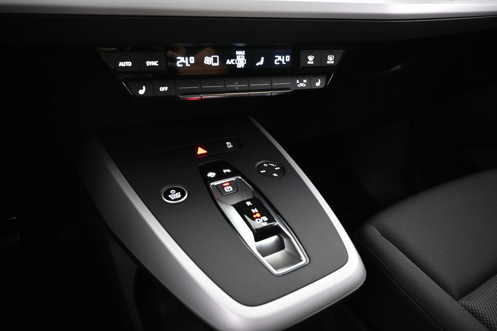Car Image - 7a1cD1BK4mxwboW0pr338U