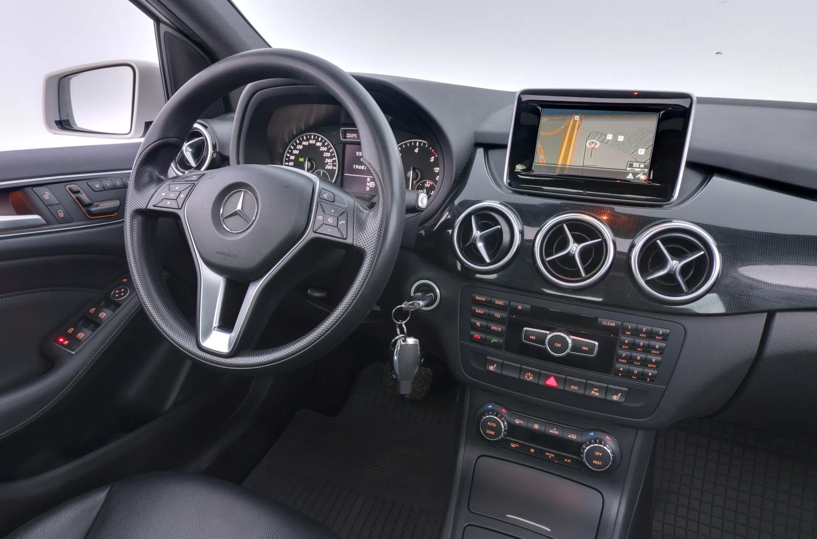 Car Image - 1ZuhAdMpUlPDXCpiq3JZMx