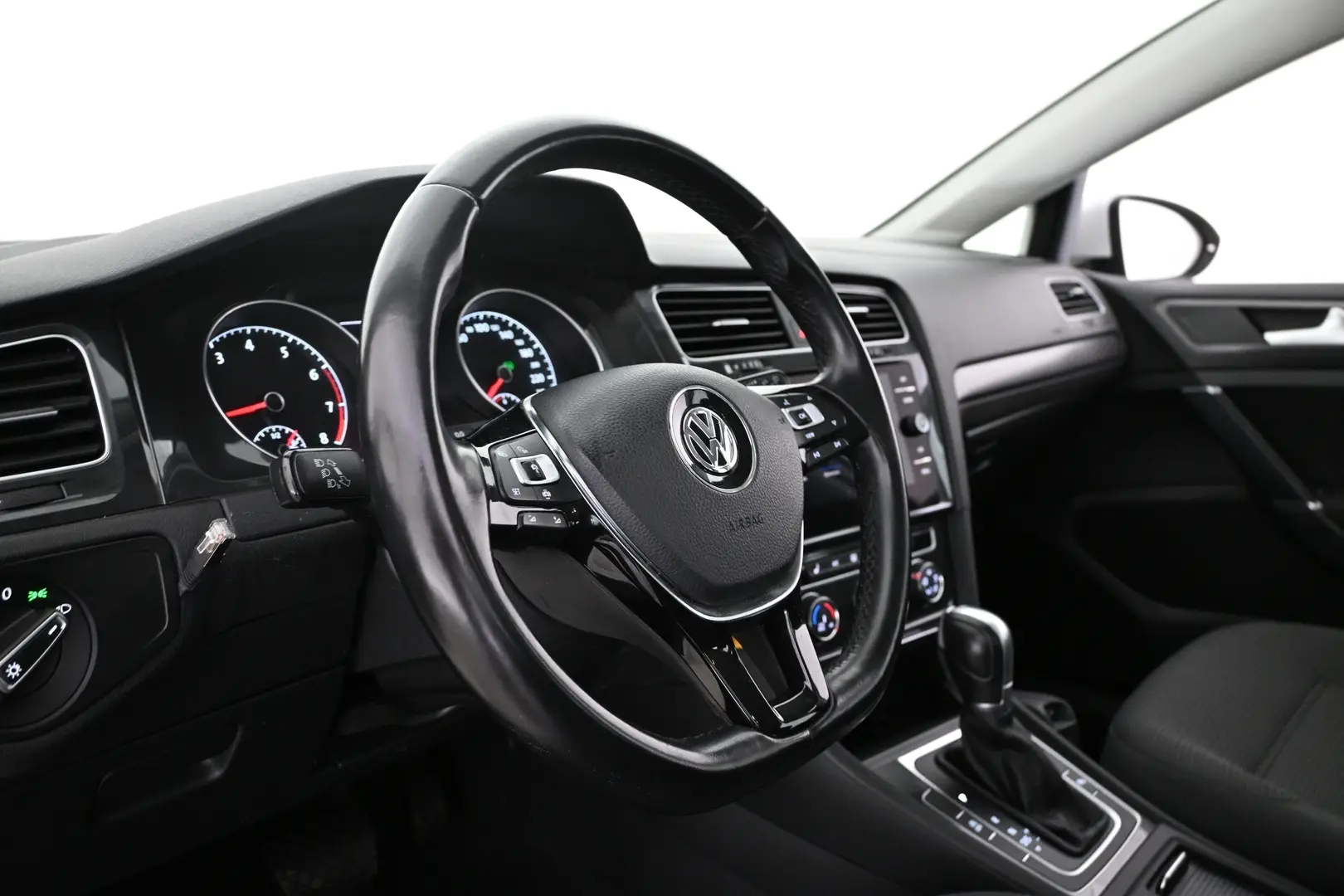 Car Image - 2DR7Ow70Xvn5tIHEfbgVDG