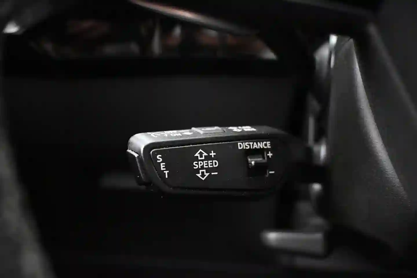 Car Image - 6o3T03baz5iYasDWG9Gsho