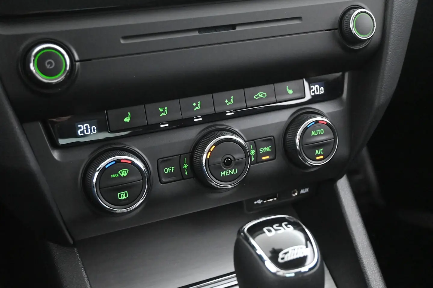 Car Image - 4But6q5vdHrxx0dqfQvisu