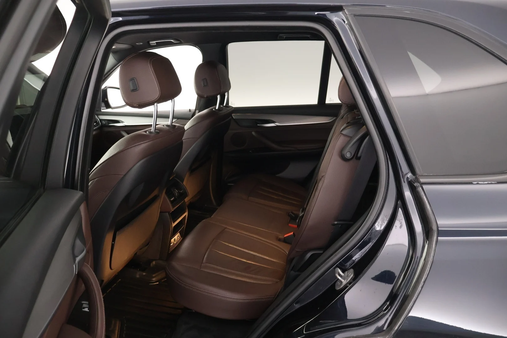 Car Image - 2HAAucq1H5Qy7SfvHtj4DP